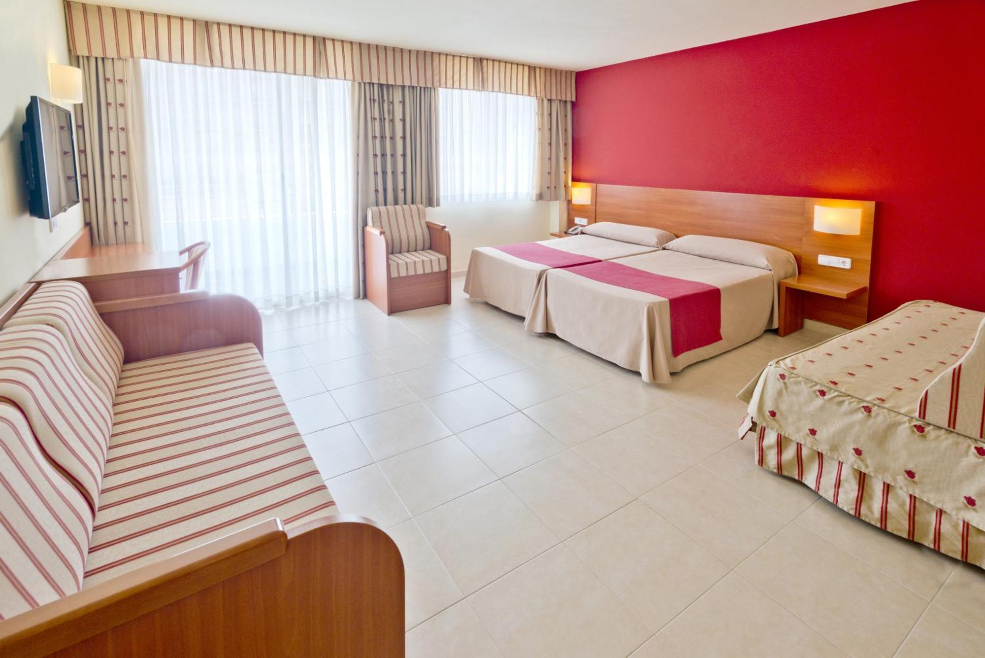 Hotel Montemar Maritim Santa Susanna Quarto foto